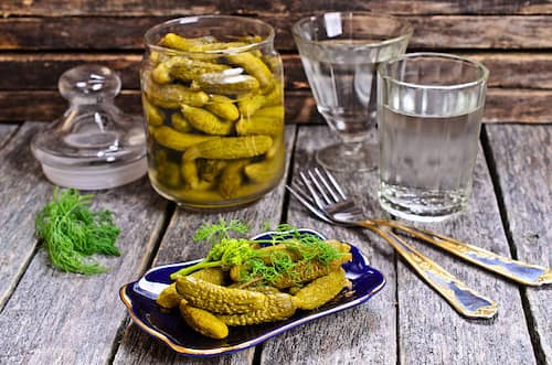 تصویر 1 از خرید خیار شور سرکه ای شیراز  + قیمت فروش استثنایی